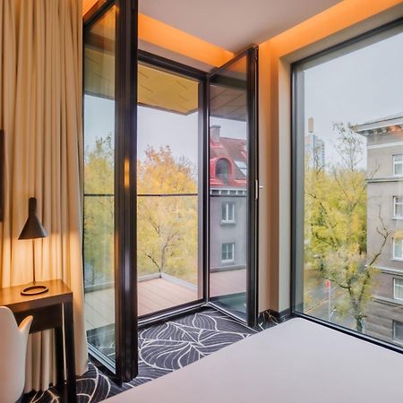 Movenpick Hotel Талин Екстериор снимка
