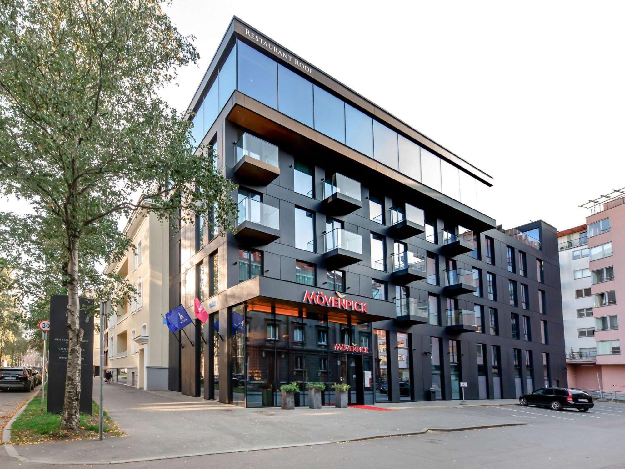 Movenpick Hotel Талин Екстериор снимка