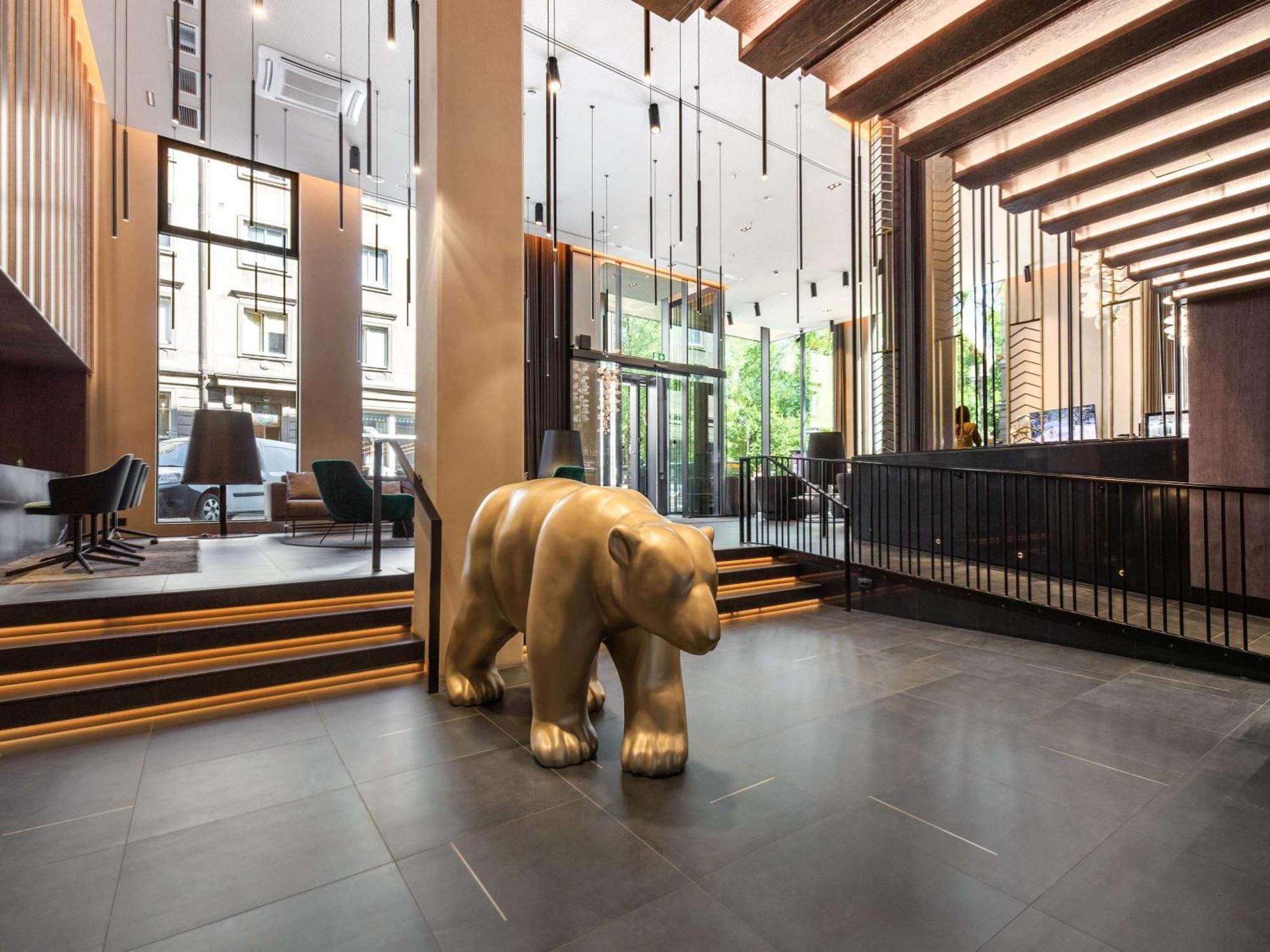 Movenpick Hotel Талин Екстериор снимка
